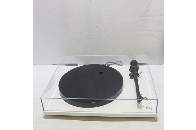 【買取実績】REGA レガ PLANAR1 WHITE 60HZ アナログプレイヤー